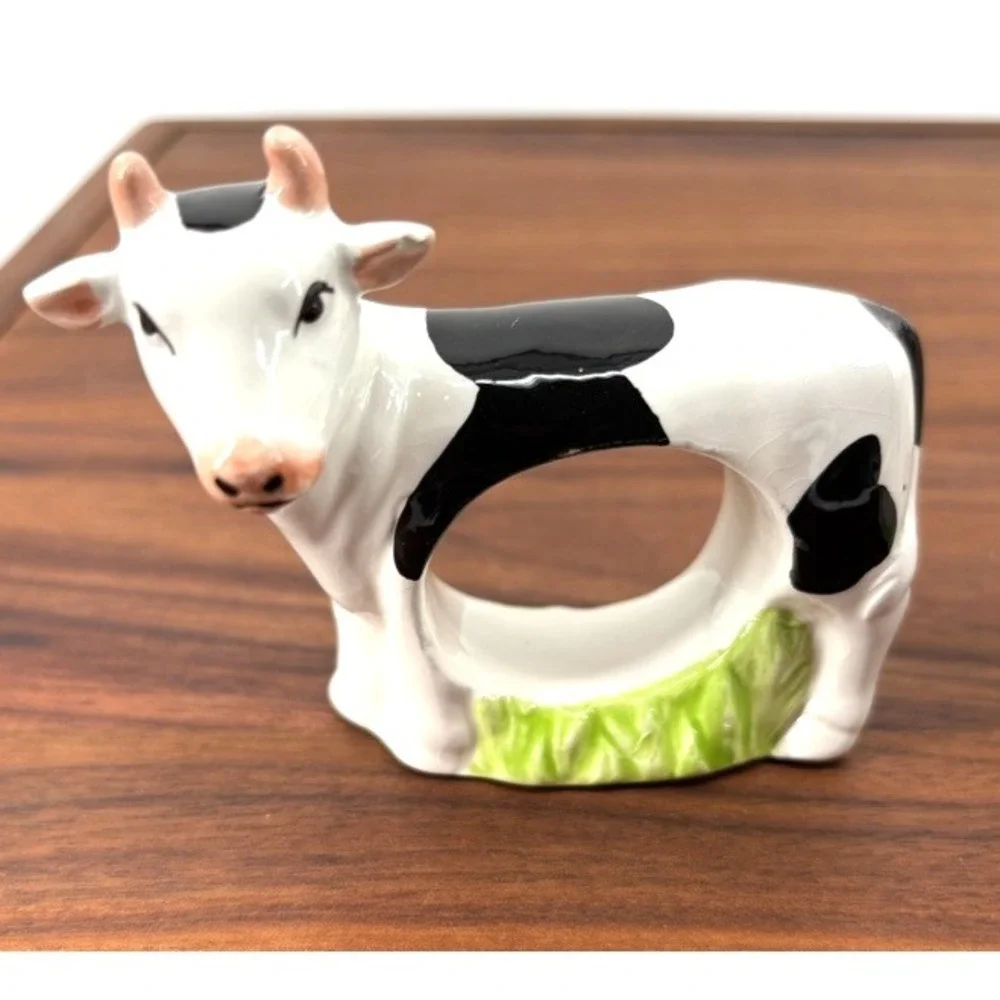 Ceramic Cow Napkin Rings Set of 4 Black & White Farmhouse Country Table Decor